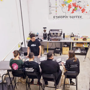 INTRODUCERE IN LUMEA CAFELEI